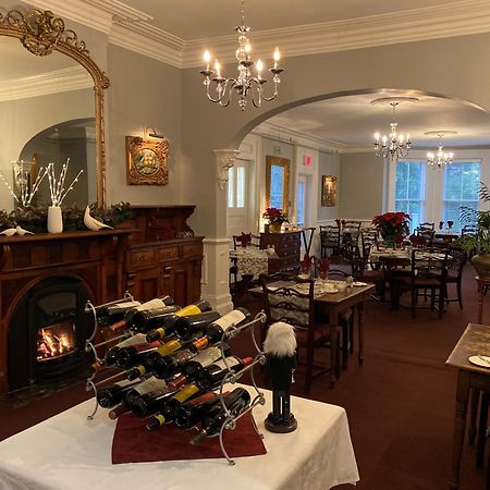Blomidon Inn Wolfville Exteriör bild